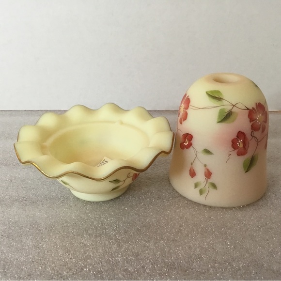 Fenton Pink Burmese Hand Painted Fairy Lamp Signed - Picture 2 of 7